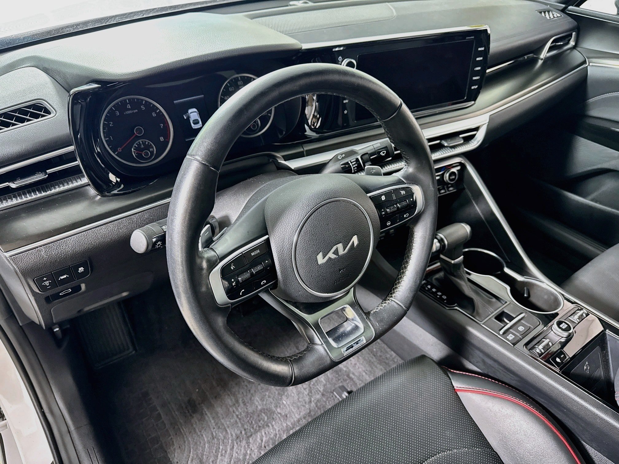 Used 2024 Kia K5 GT FWD image 13