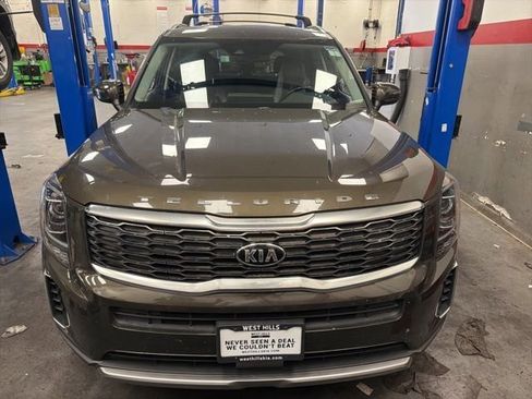 Used 2020 Kia Telluride EX AWD/4WD image 7