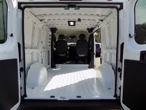 New 2026 RAM ProMaster 1500 w/ Premium Convenience Group FWD image 20