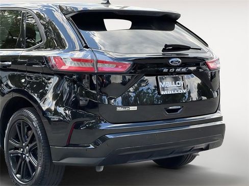 Used 2024 Ford Edge ST-Line w/ Cargo Accessory Package image 7