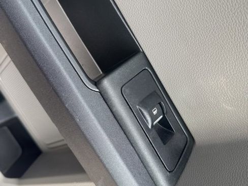 Used 2016 Ford F150 XL w/ Equipment Group 101A Mid image 22