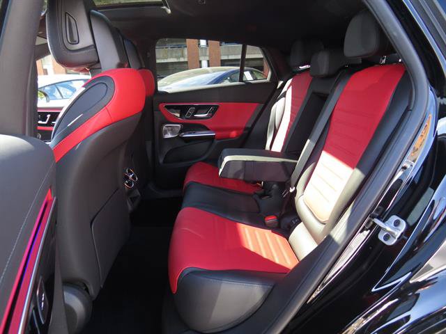Used 2026 Mercedes-Benz GLC 300 4MATIC image 19