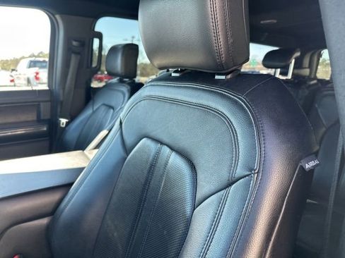 Used 2018 Ford Expedition Max Limited image 13