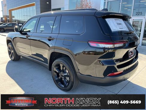 New 2025 Jeep Grand Cherokee L Altitude image 19