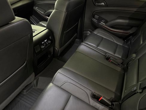 Used 2020 GMC Yukon SLT w/ Graphite Performance Edition image 28