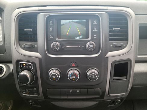 Used 2014 RAM 1500 Express AWD/4WD image 11