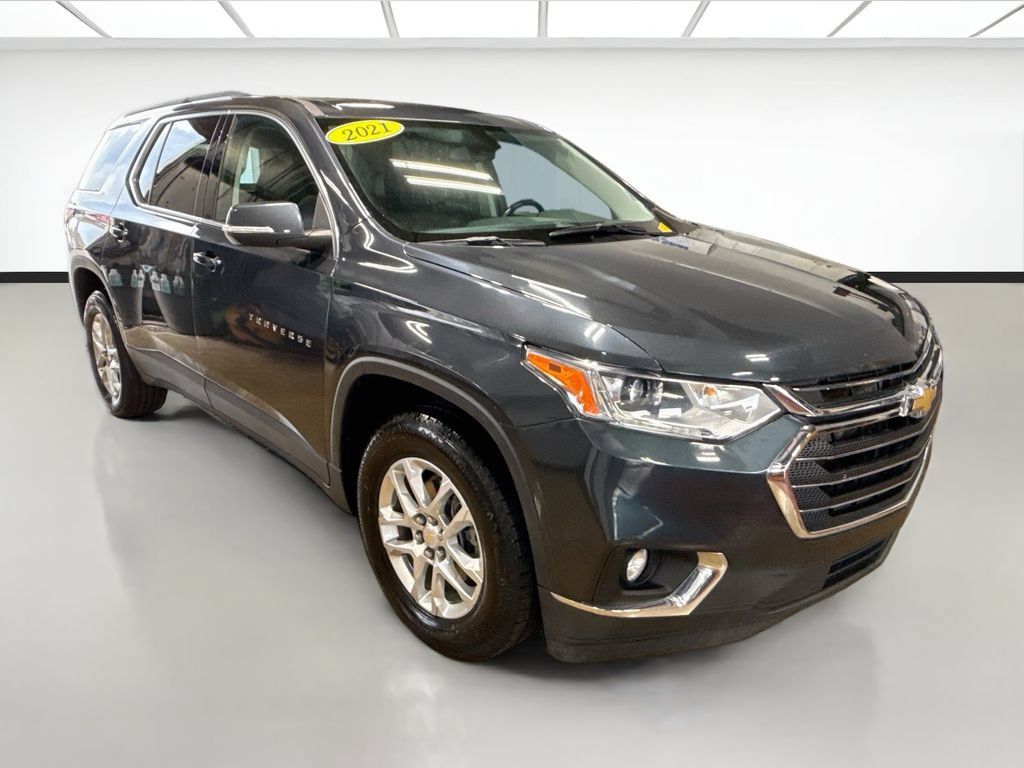 Used 2021 Chevrolet Traverse LT AWD/4WD image 3