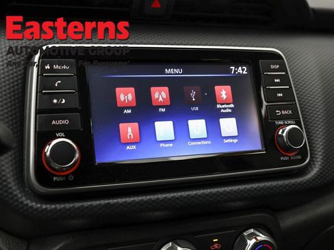 Used 2023 Nissan Kicks S image 19