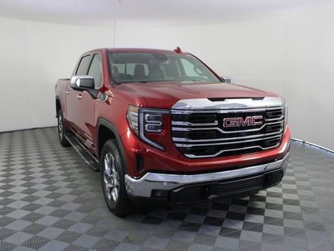 New 2026 GMC Sierra 1500 SLT image 28
