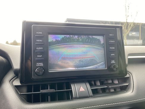 Used 2019 Toyota RAV4 LE image 35