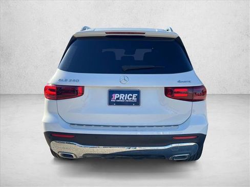 Used 2024 Mercedes-Benz GLB 250 4MATIC image 7