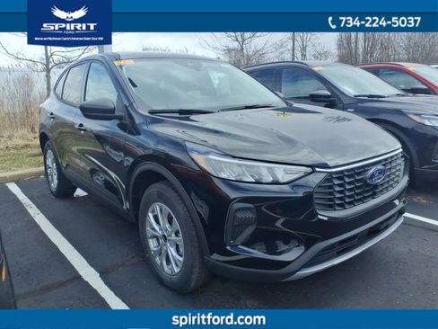 New 2026 Ford Escape Active w/ Cold Weather Package image 2