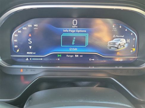 Certified 2023 Chevrolet Suburban RST w/ Sport Performance Package image 12