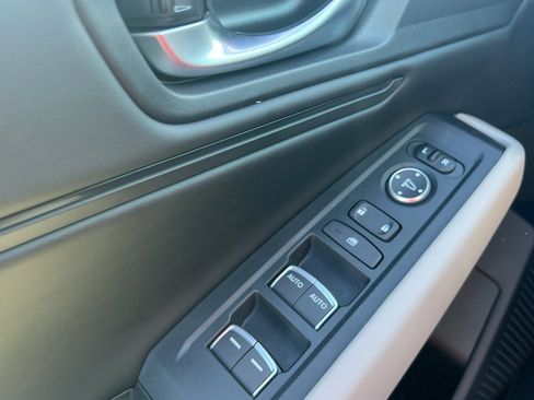 New 2025 Honda Accord SE image 20