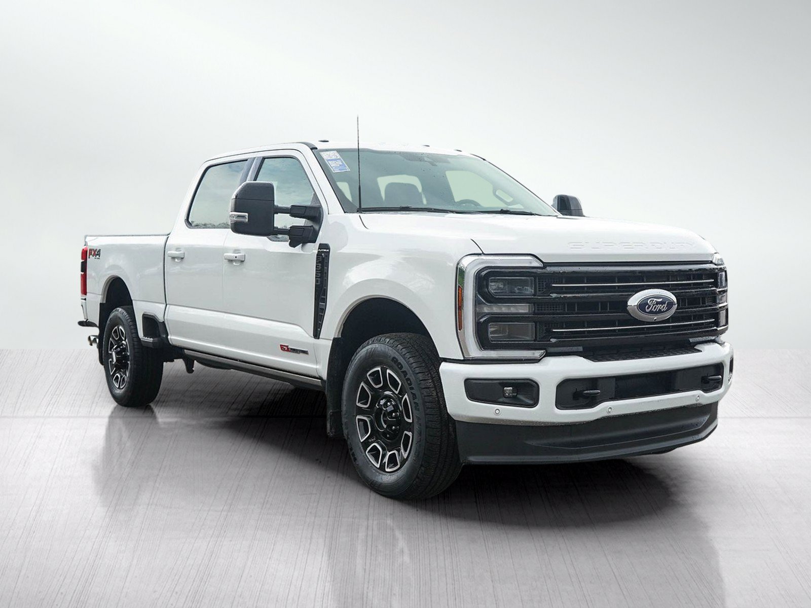 Used 2025 Ford F350 Platinum AWD/4WD image 7
