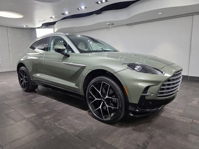 New 2026 Aston Martin DBX 707