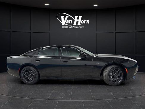 New 2026 Dodge Charger R/T AWD/4WD image 8