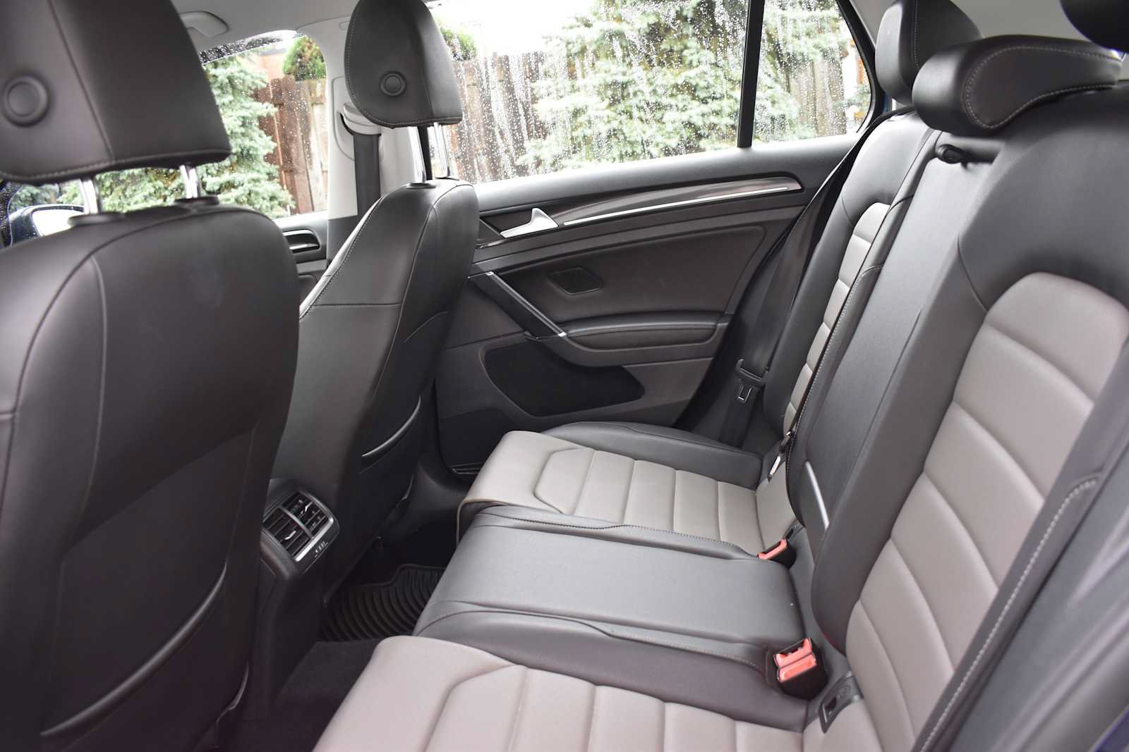 Used 2015 Volkswagen Golf TDI SEL FWD image 14
