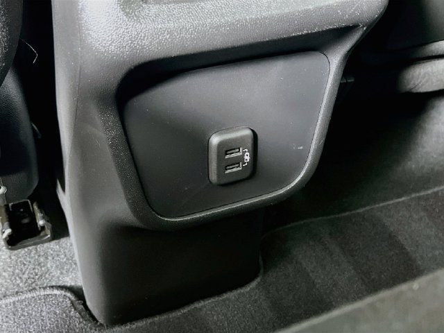 Used 2023 GMC Terrain SLE w/ Driver Convenience Package FWD image 34