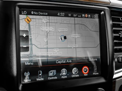 Used 2016 RAM 1500 Laramie w/ Convenience Group AWD/4WD image 26