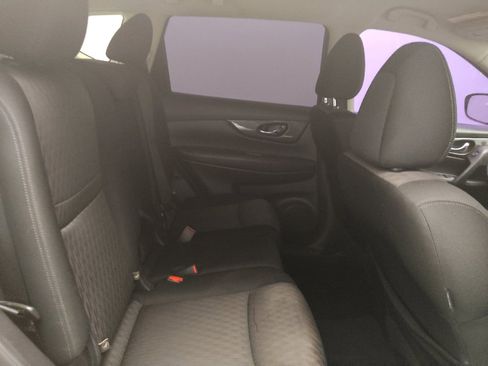 Used 2020 Nissan Rogue SV AWD/4WD image 19