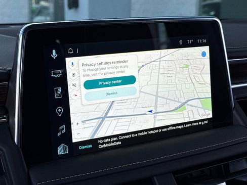 Used 2024 Chevrolet Tahoe Premier w/ Advanced Technology Package image 39