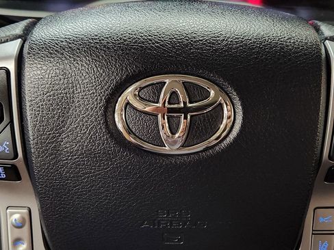 Used 2022 Toyota 4Runner SR5 image 45