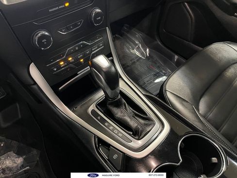 Used 2016 Ford Edge SEL w/ Equipment Group 201A image 24