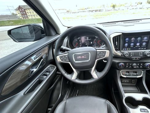 Certified 2024 GMC Terrain Denali w/ Black Diamond Edition AWD/4WD image 13