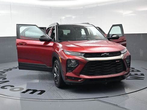 Certified 2023 Chevrolet TrailBlazer RS w/ Convenience Package image 23