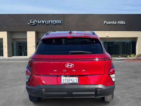 Certified 2025 Hyundai Kona SEL image 5