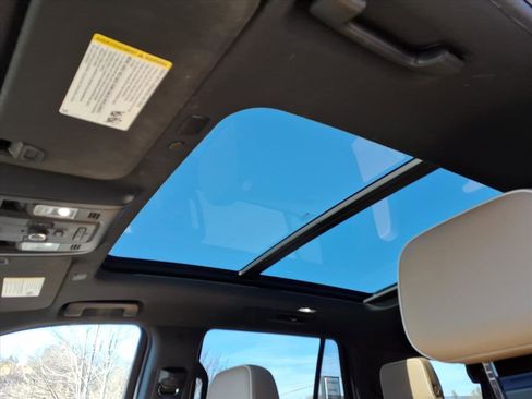 Used 2022 Chevrolet Tahoe Premier w/ Max Trailering Package image 6