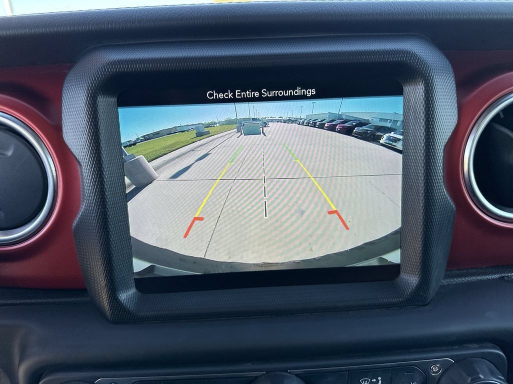 Used 2018 Jeep Wrangler Unlimited Rubicon AWD/4WD image 15
