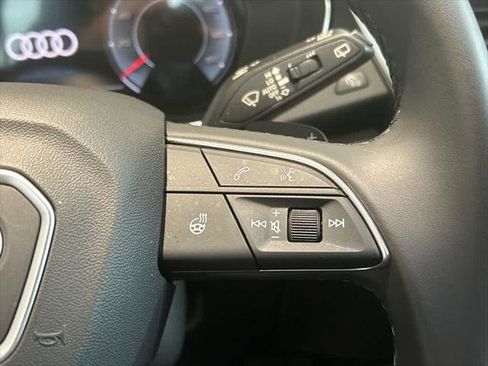 Certified 2025 Audi Q5 2.0T Premium Plus image 17