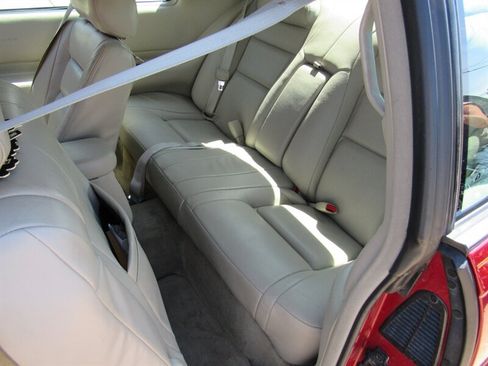 Used 2001 Cadillac Eldorado Touring FWD image 15
