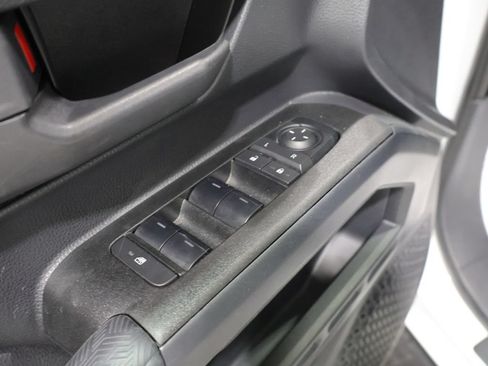 Used 2025 Toyota 4Runner SR5 AWD/4WD image 14