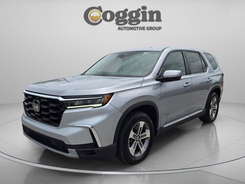Used 2025 Honda Pilot EX-L image 1