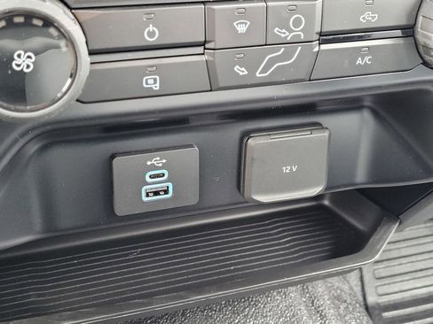 New 2026 Ford F250 XL w/ XL Chrome Package image 57