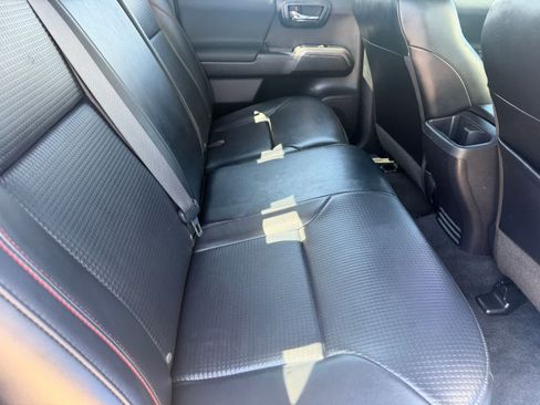 Used 2019 Toyota Tacoma TRD Pro AWD/4WD image 11