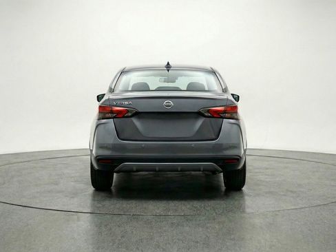 Used 2025 Nissan Versa SV FWD image 7