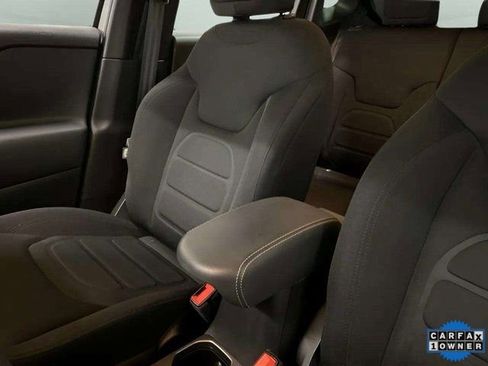 Used 2022 Jeep Renegade Latitude AWD/4WD image 59