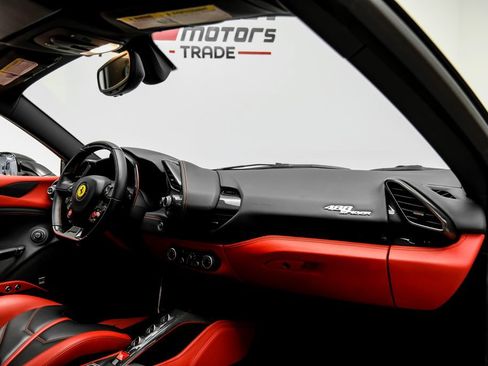 Used 2018 Ferrari 488 Spider RWD image 15