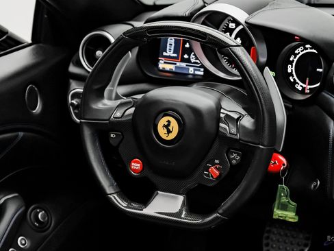 Used 2016 Ferrari California T image 58
