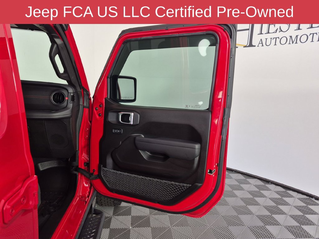 Used 2026 Jeep Wrangler Unlimited Rubicon w/ Technology Group AWD/4WD image 35