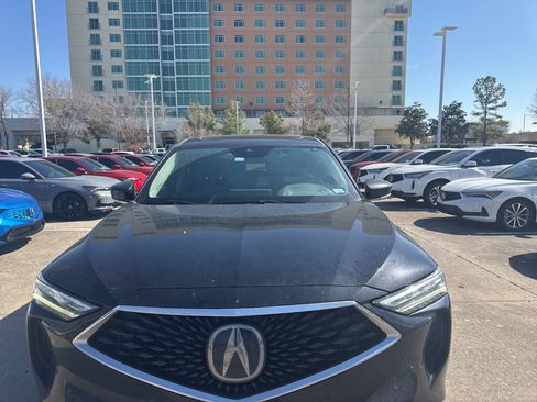 Certified 2023 Acura MDX FWD w/ Technology Package image 2