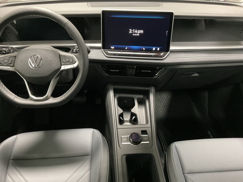 New 2026 Volkswagen Tiguan SE AWD/4WD image 11