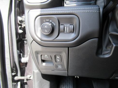 Certified 2026 RAM 1500 Limited AWD/4WD image 26