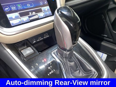 Used 2023 Subaru Outback Limited AWD/4WD image 31