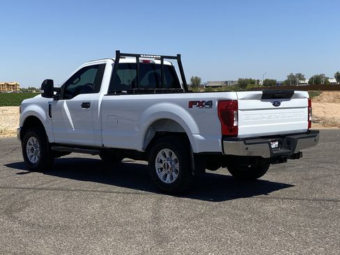 Used 2022 Ford F250 XLT w/ XLT Value Package AWD/4WD image 5