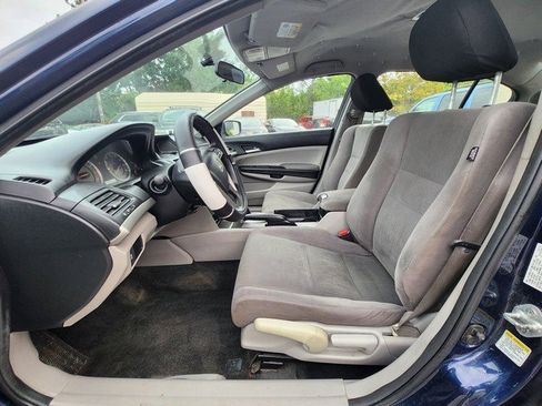 Used 2012 Honda Accord LX image 17